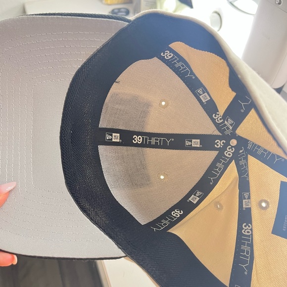 NFL hat - Picture 15 of 17